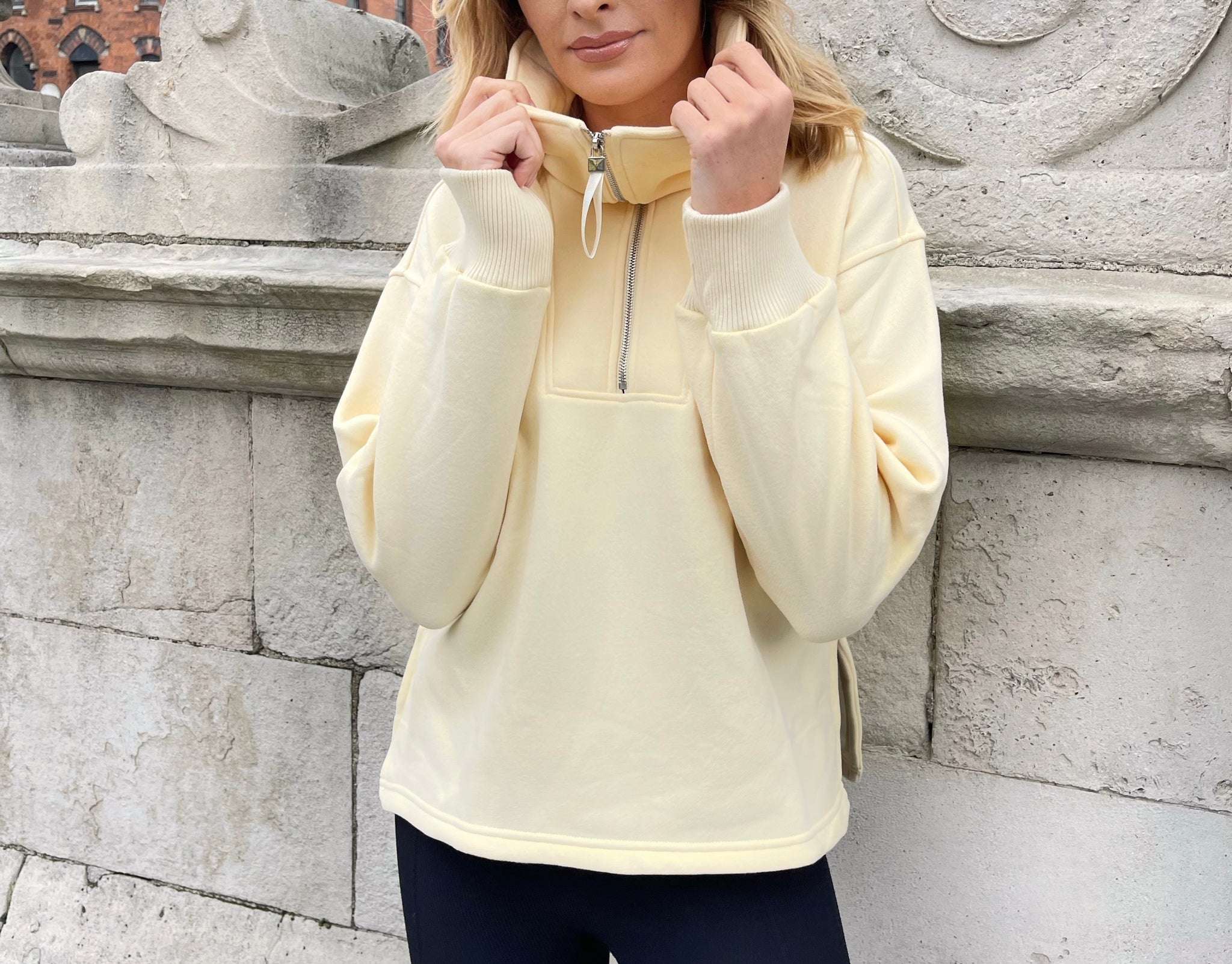 トップス SLOBE citron. Paint SWEAT Laila Half-Zip Sweatshirt - Pale Lemon – Cloo Active